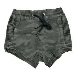 Boys Adam + Yve Camo Shorts Size 2